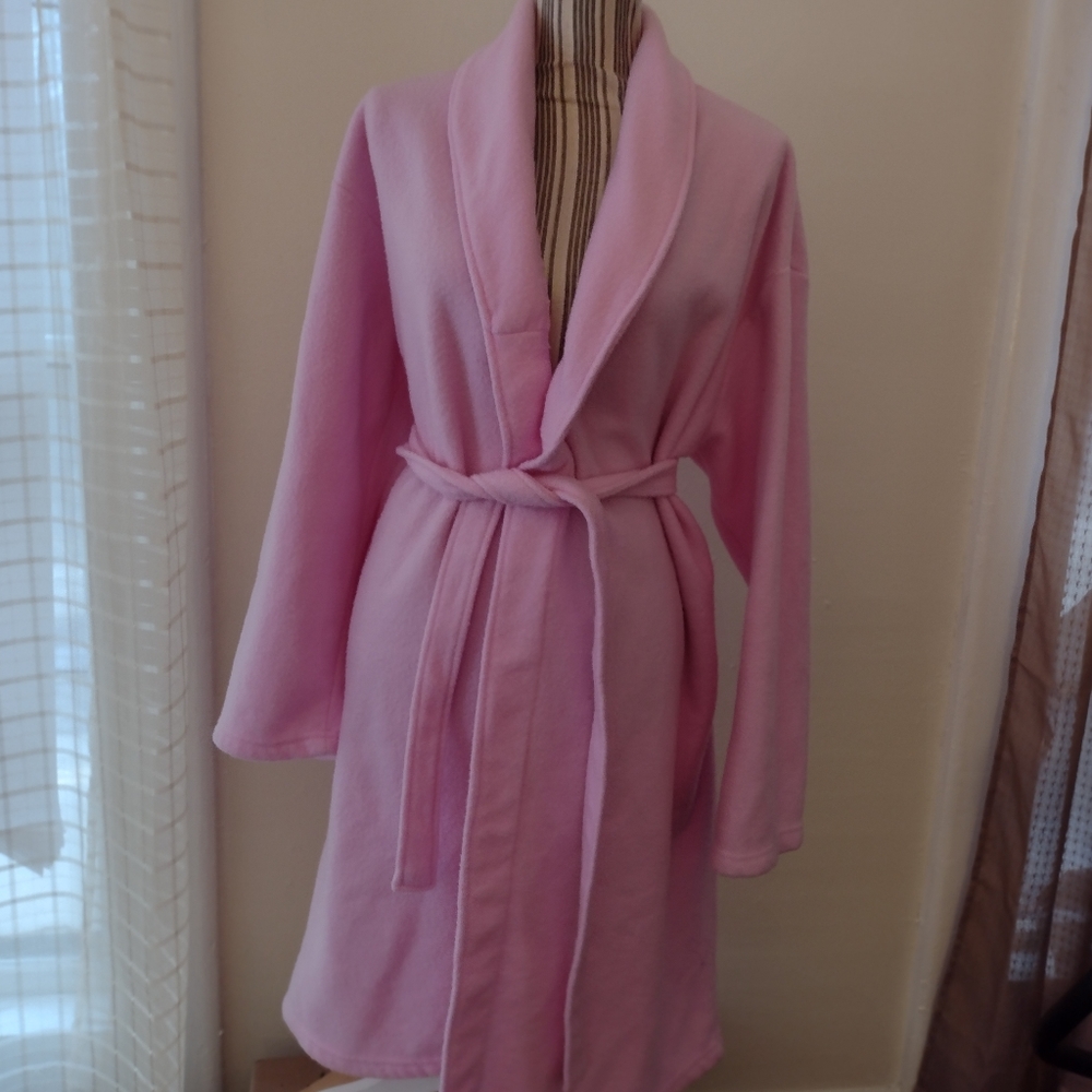Essence of Beauty Pink Fleece Bathrobe w/ Belt & Pockets One Size Fits Most